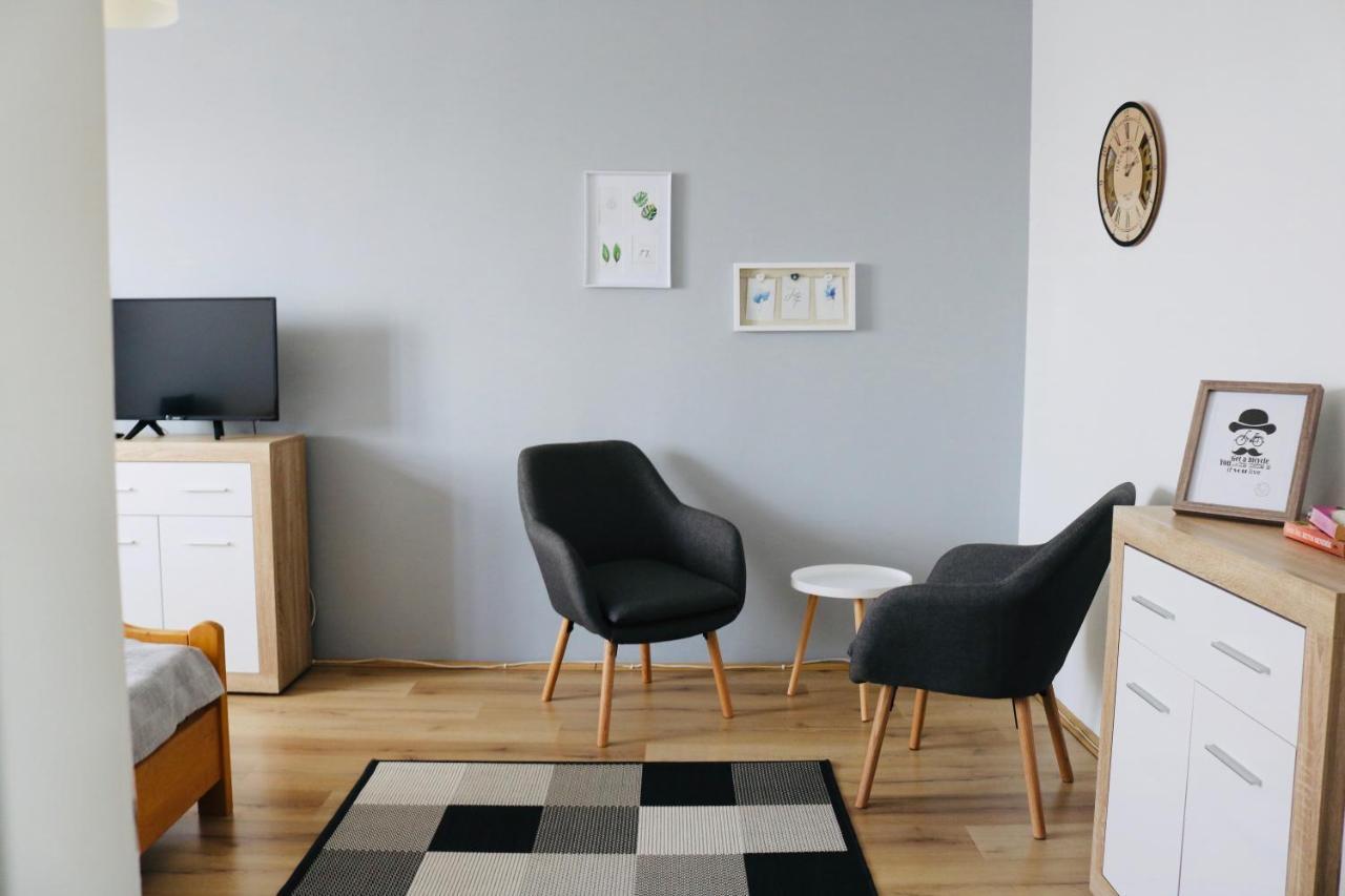 Levendula Apartman Pécs Esterno foto