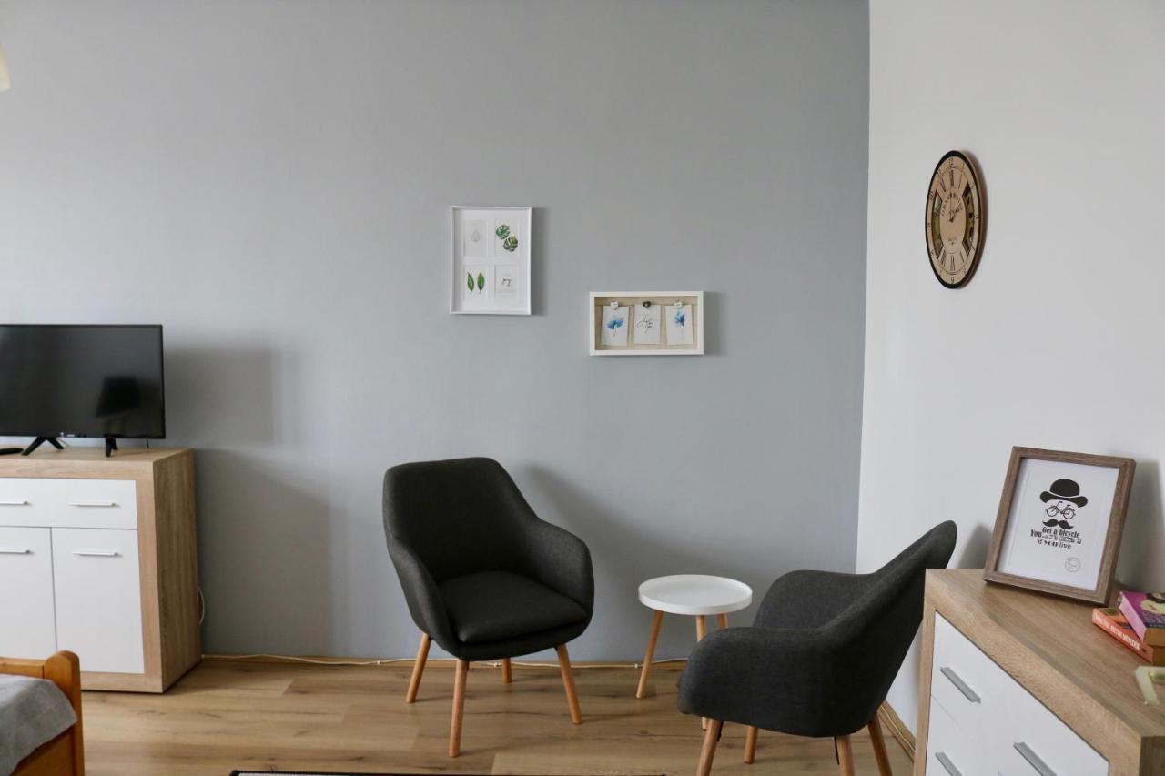 Levendula Apartman Pécs Esterno foto